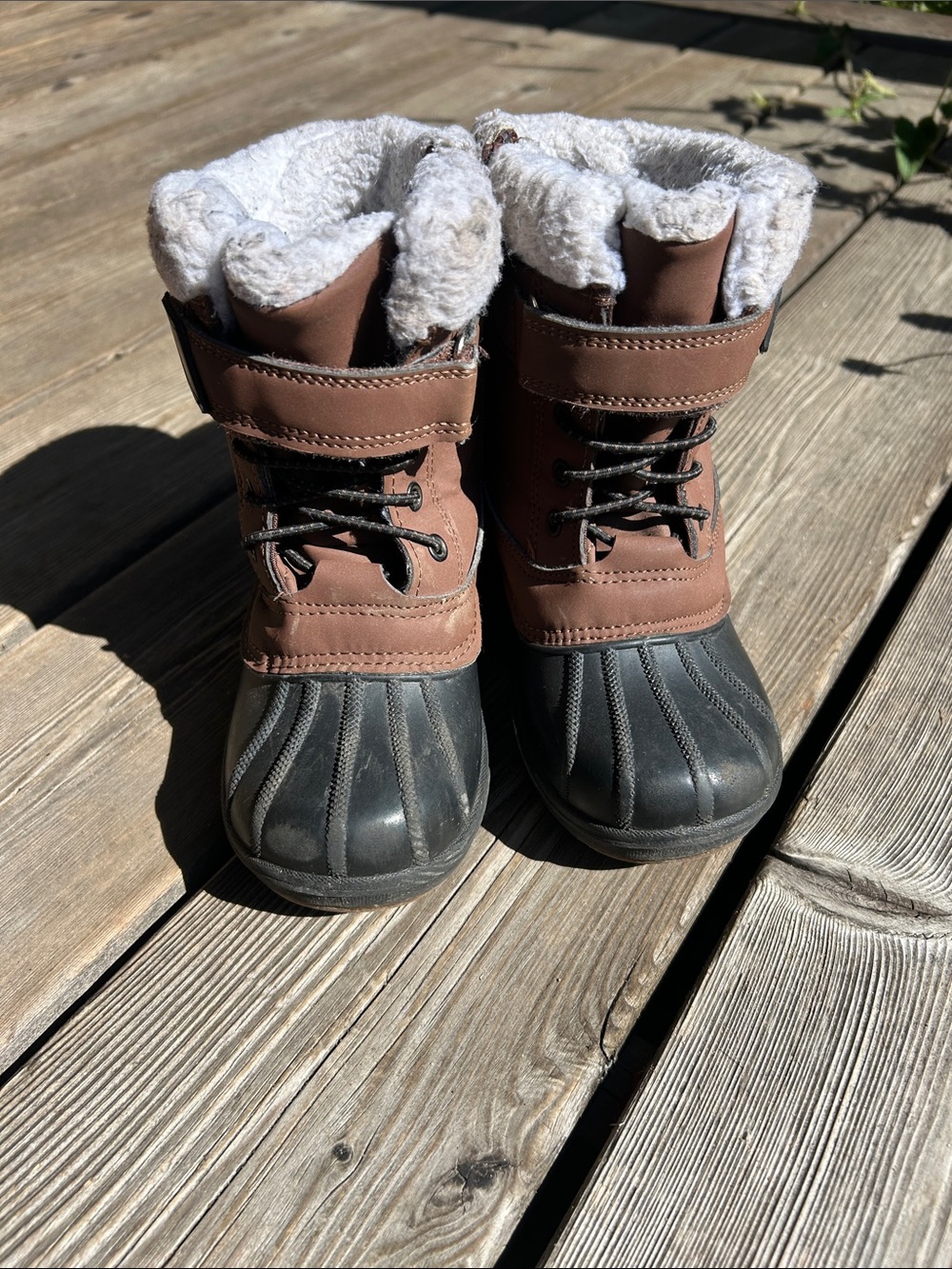 Kids Cat & Jack Brown and Black Winter Boots with Faux Fur Lining